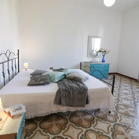 Casa Isabel A 10 Posti 別荘 *