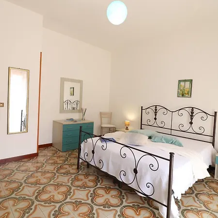 Casa Isabel A 10 Posti Tatil Evi
